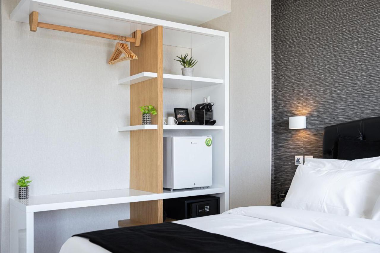 Kreoli Suites Glyfada Athens Ngoại thất bức ảnh